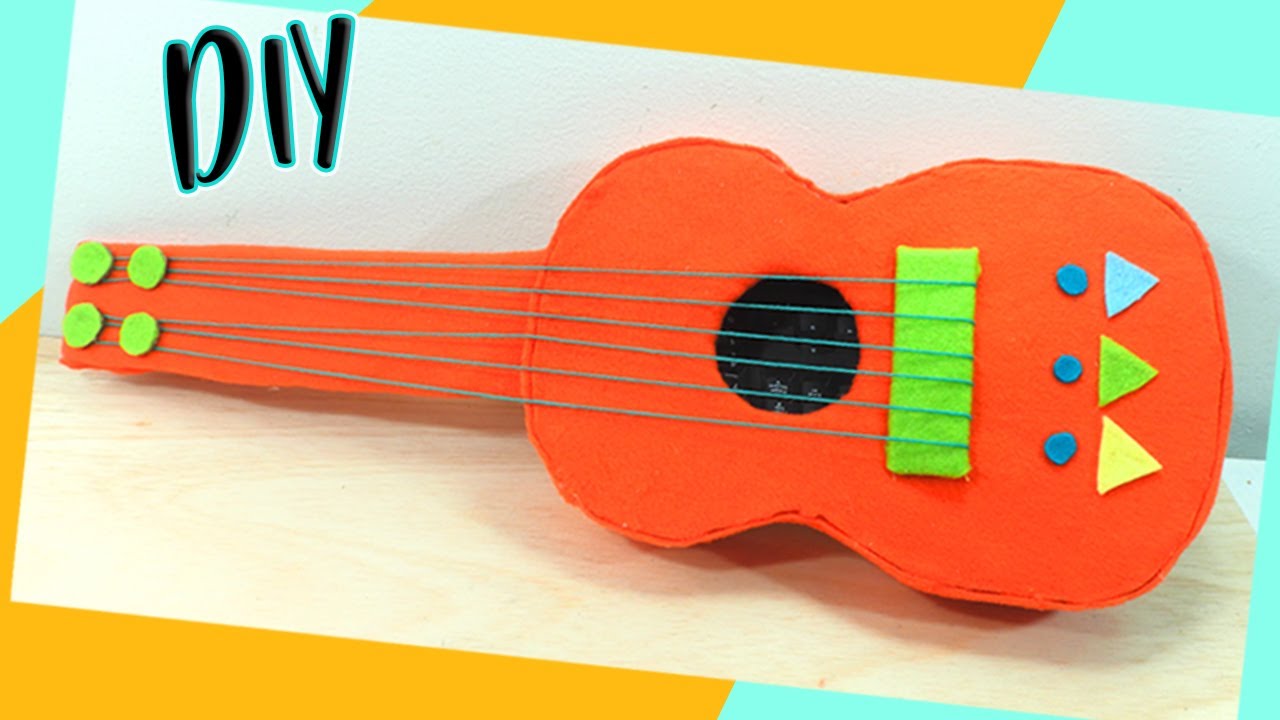 ¿Cómo hacer guitarras de cartón?